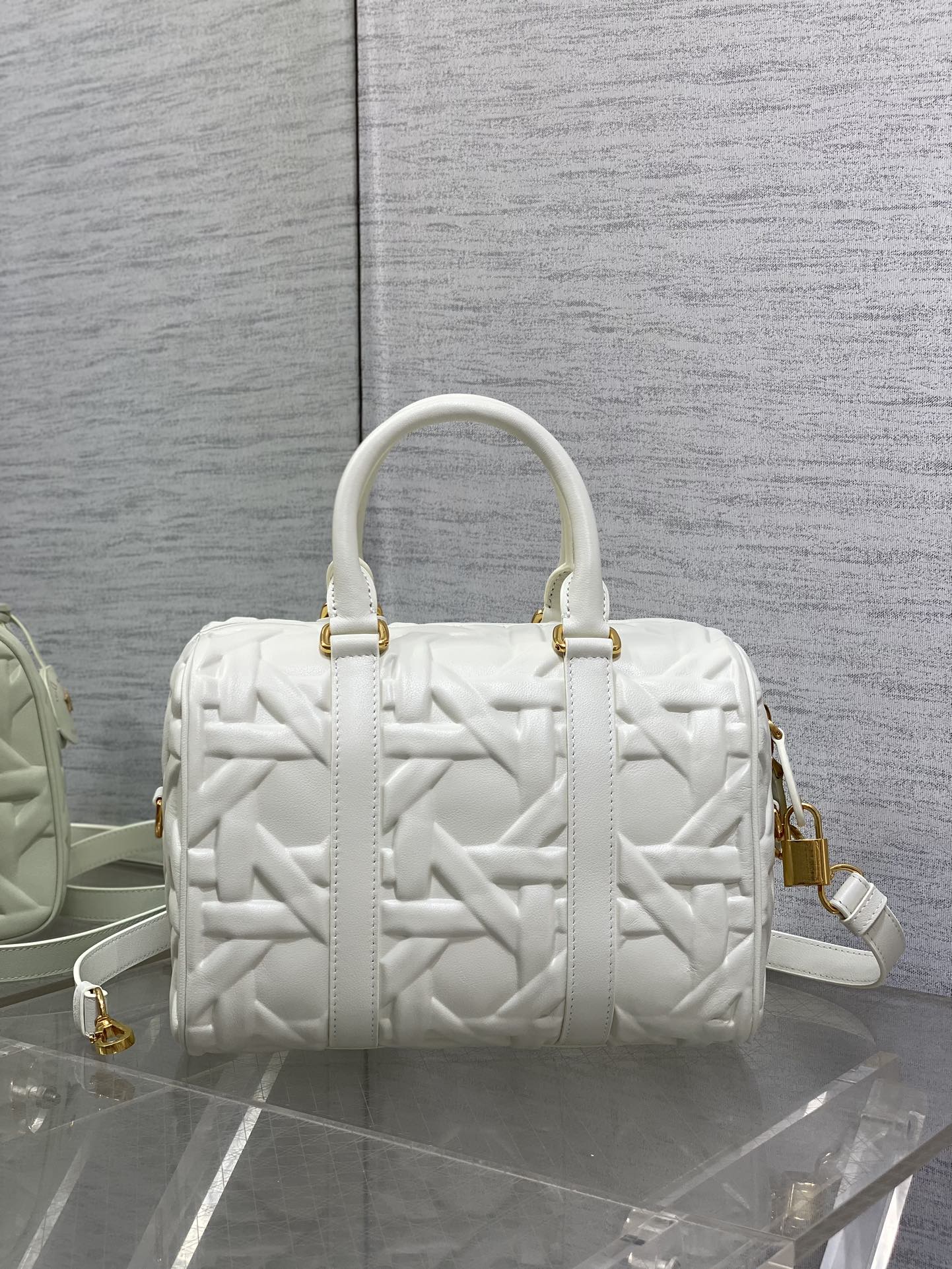 DIOR GROOVE 25 BAG IN WHITE MACROCANNAGE CALFSKIN WITH GOLD HARDWARE