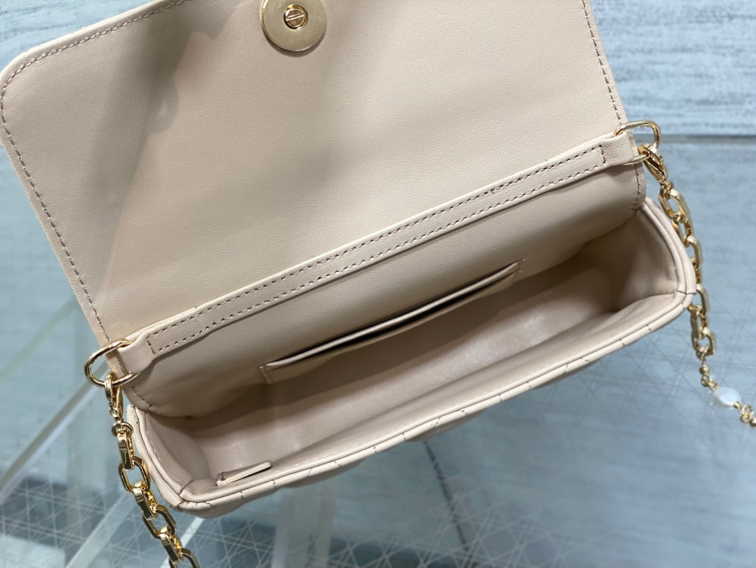 DIOR 25S  TALK PHONE POUCH 18 IN LIGHT IVORY CANNAGE LAMBSKIN