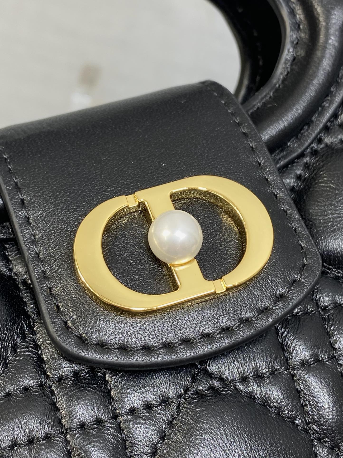 DIOR 25S JOLIE TOP HANDLE MINI BAG 18 IN BLACK CALFSKIN GOLD HARDWARE