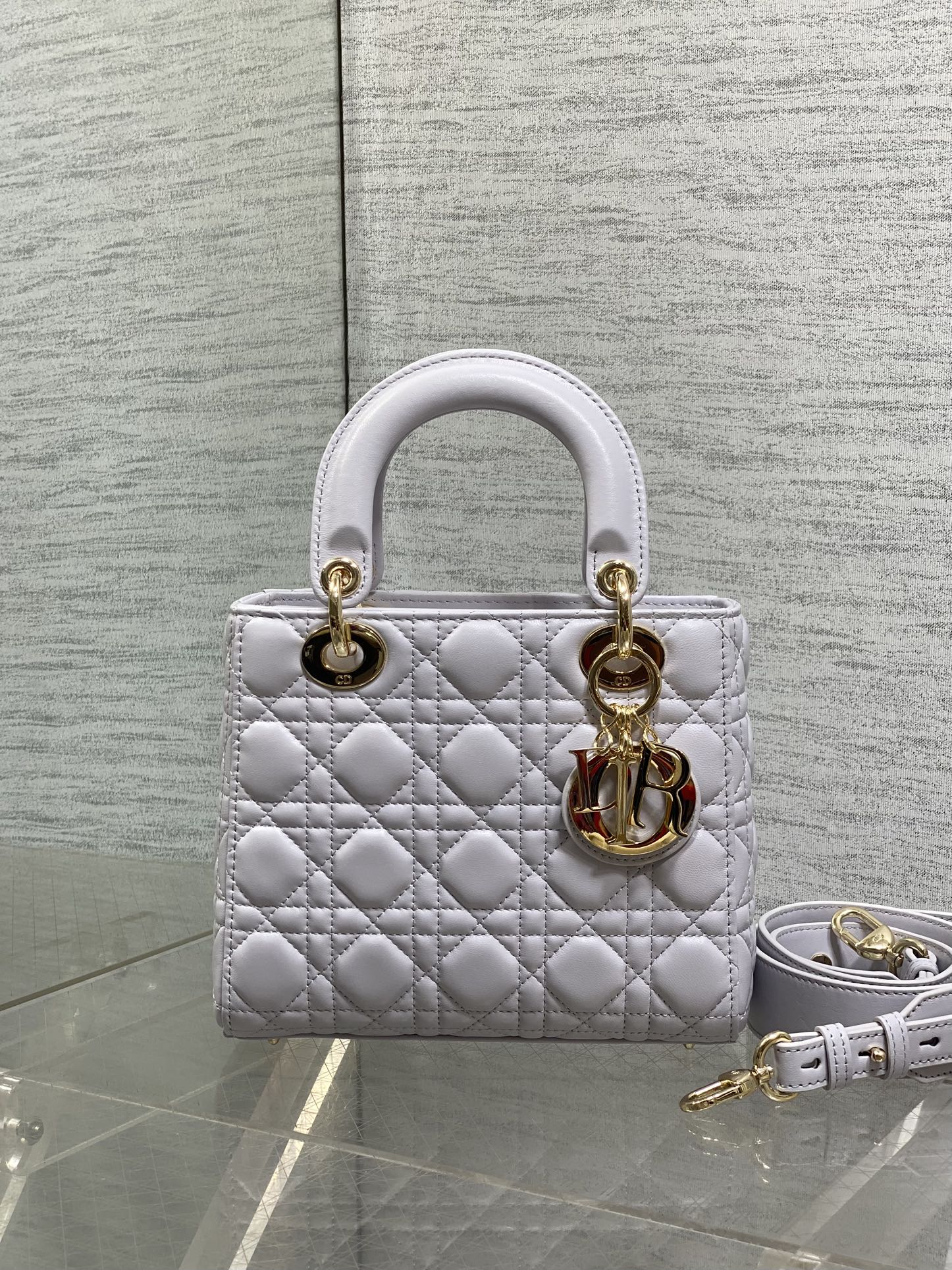 DIOR 25S LADY  BAG 20 IN LILAC CANNAGE CALFSKIN GOLD HARDWRE