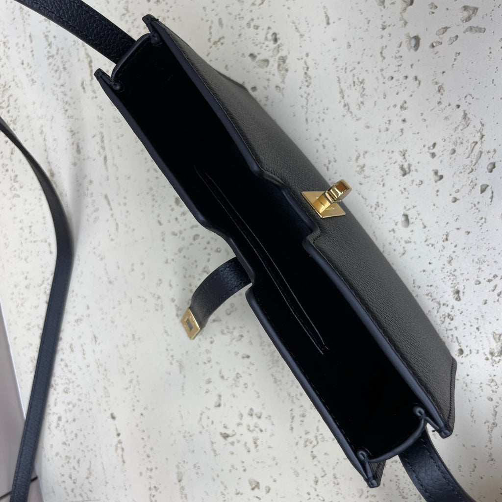 CELINE 16 STRAP POCHETTE 18 IN BLACK SUPPLE CALFSKIN GOLD HARDWARE