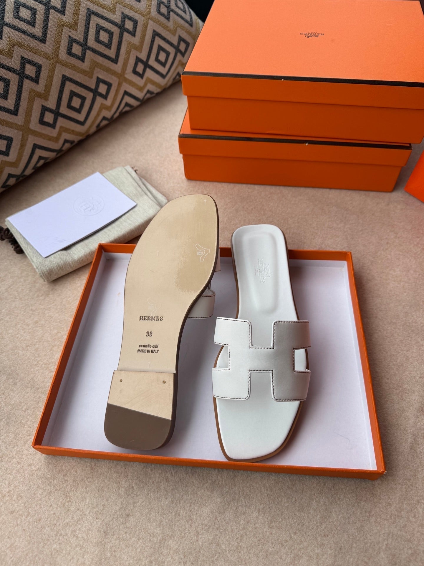 HERMES 0RAN SANDALS IN WHITE CALFSKIN