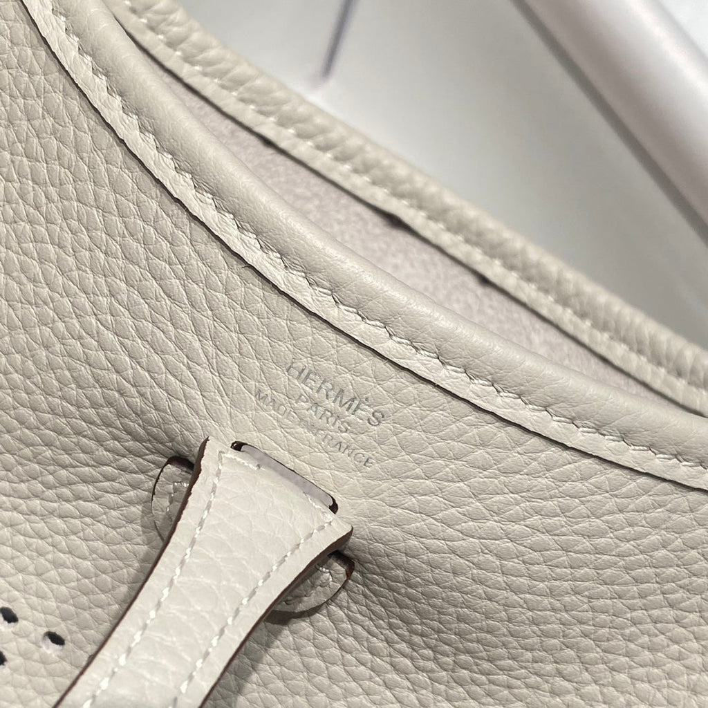 HERMES MINI NEO 18 EVELYNE BAG IN GREY GRAINED CALFSKIN