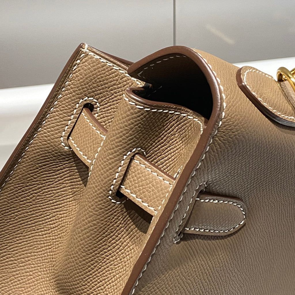HERMES KELLY 32CM IN ETOUPE EPSOM CALFSKIN GOLD HARDWARE