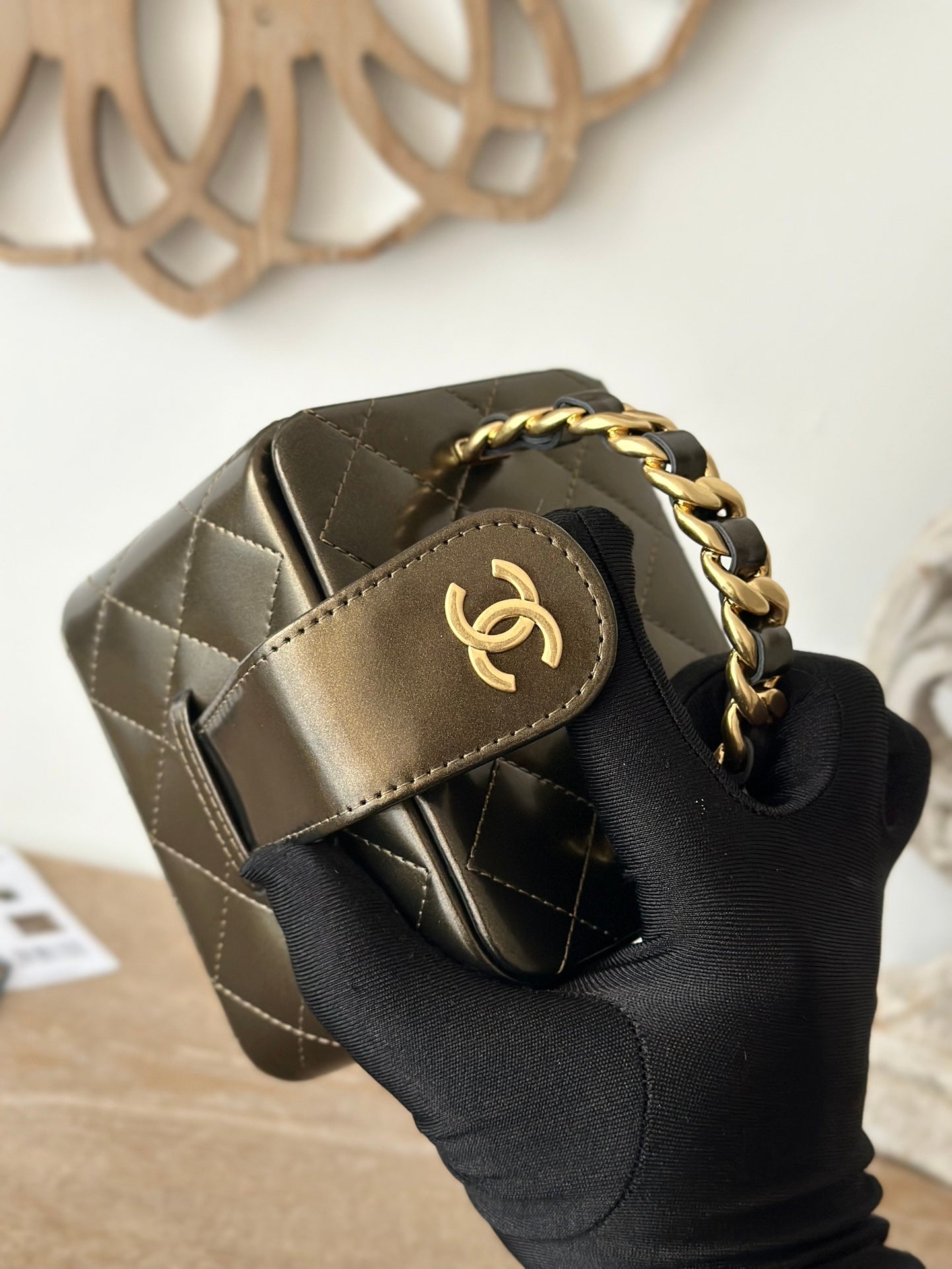 CHANEL MINI VINTAGE COSMETIC BAG 11 IN MIKADO SHINY CALFSKIN GOLD HARDWARE