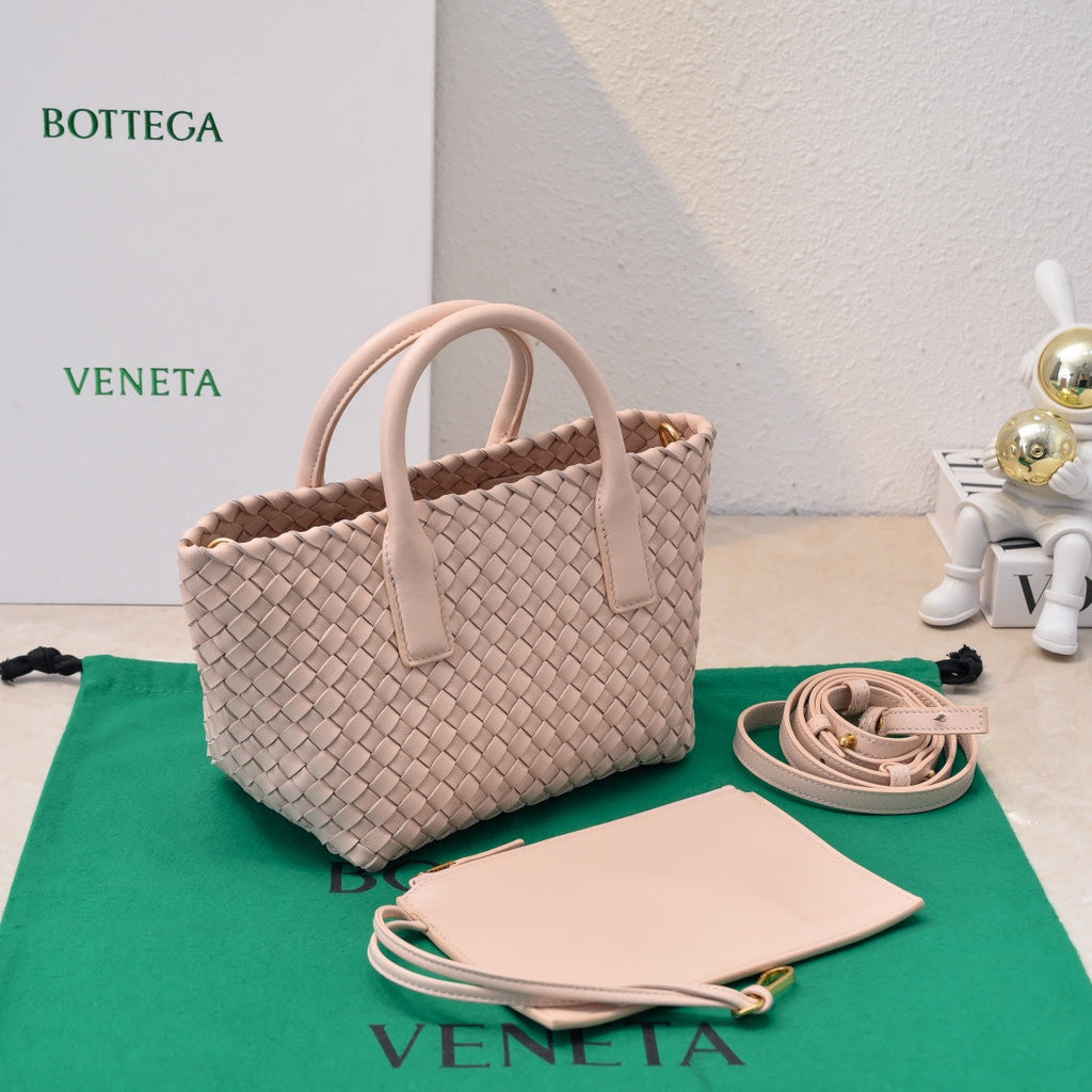 BOTTEGA VENETA Mini Cabat 20cm Beige Lambskin Ghw