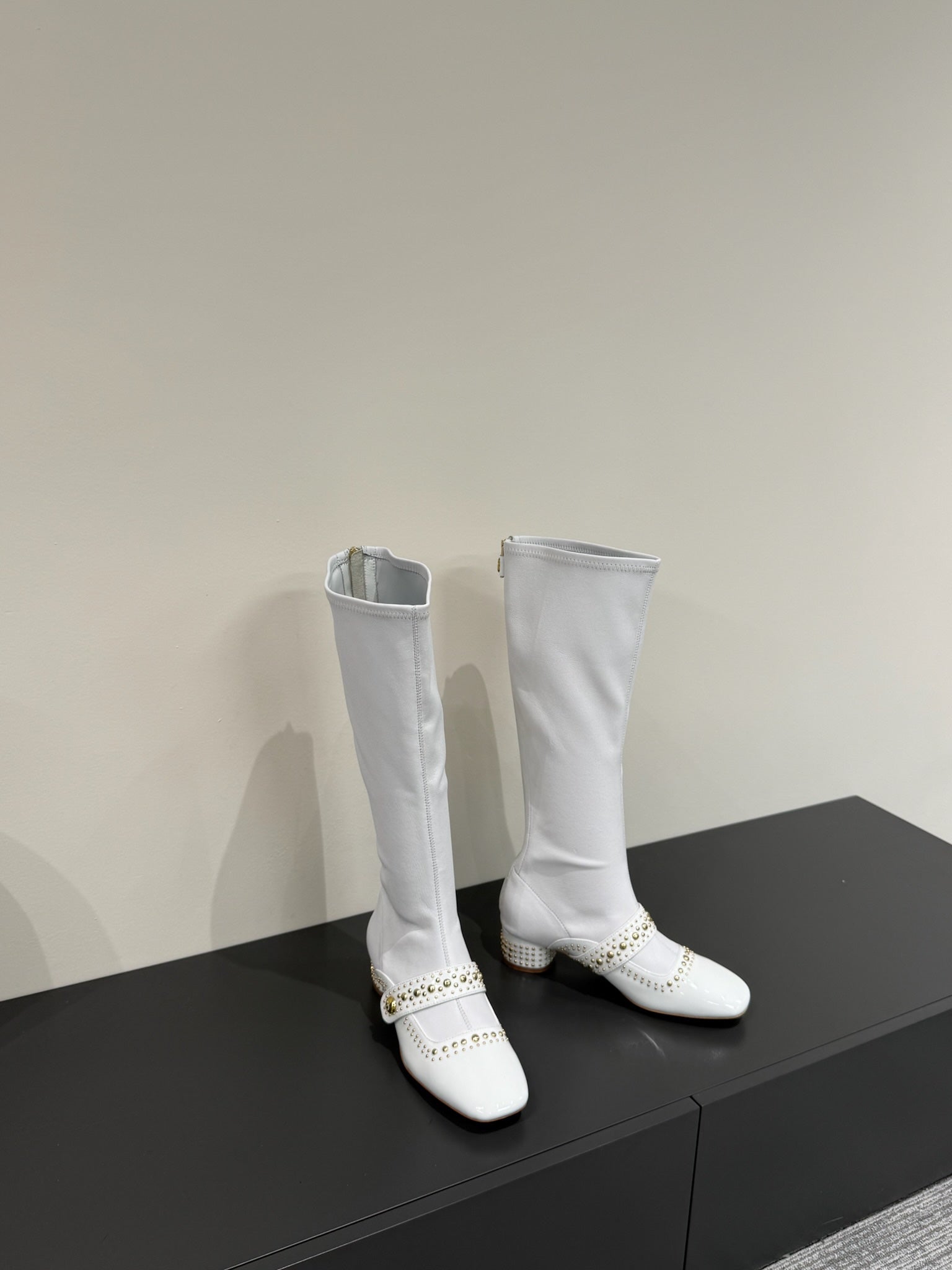DIOR BELLE-D HEELED BOOT WHITE PATENT CALFSKIN