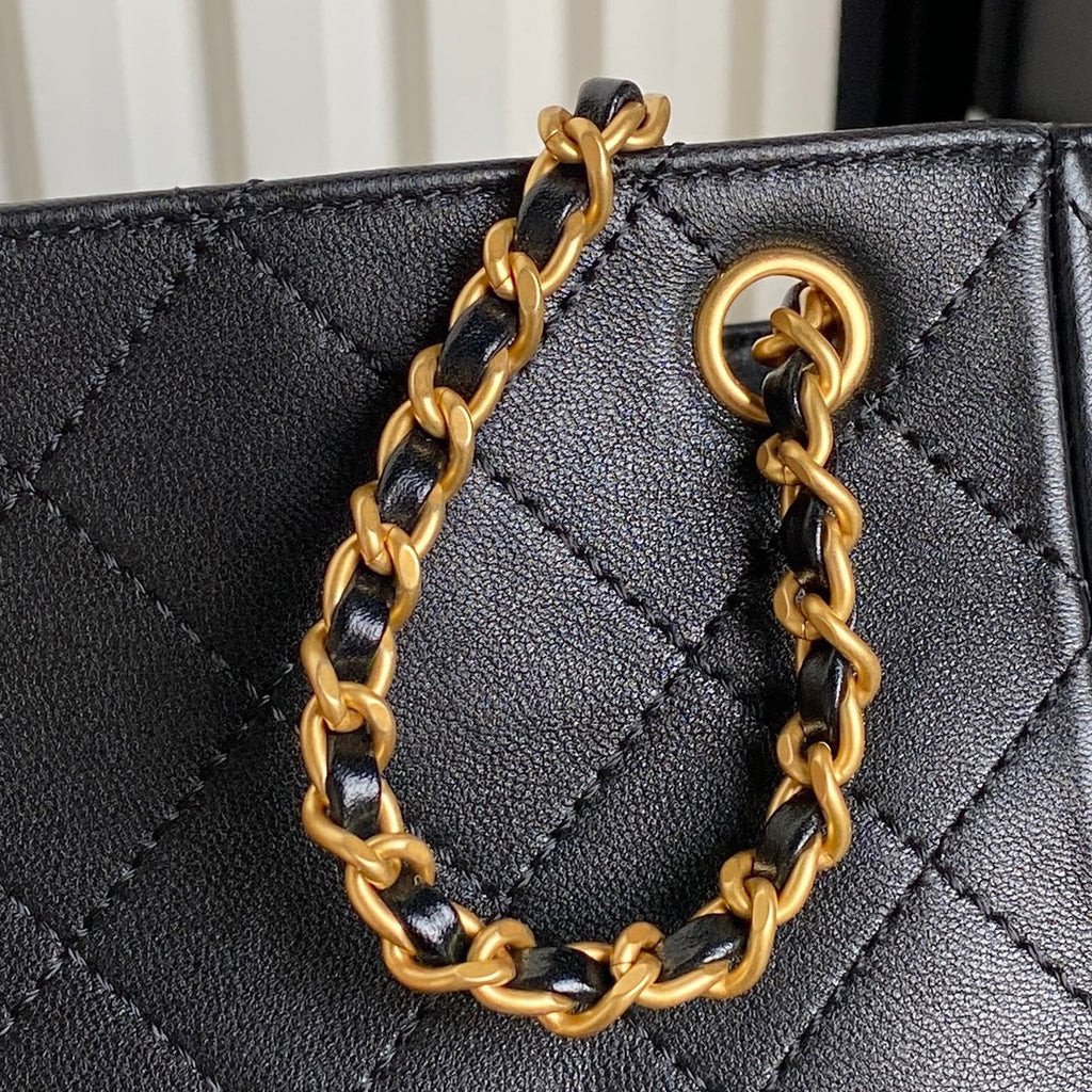 CHANEL BUCKET BACKPACK 24 IN BLACK LAMBSKIN GOLD HARDWARE