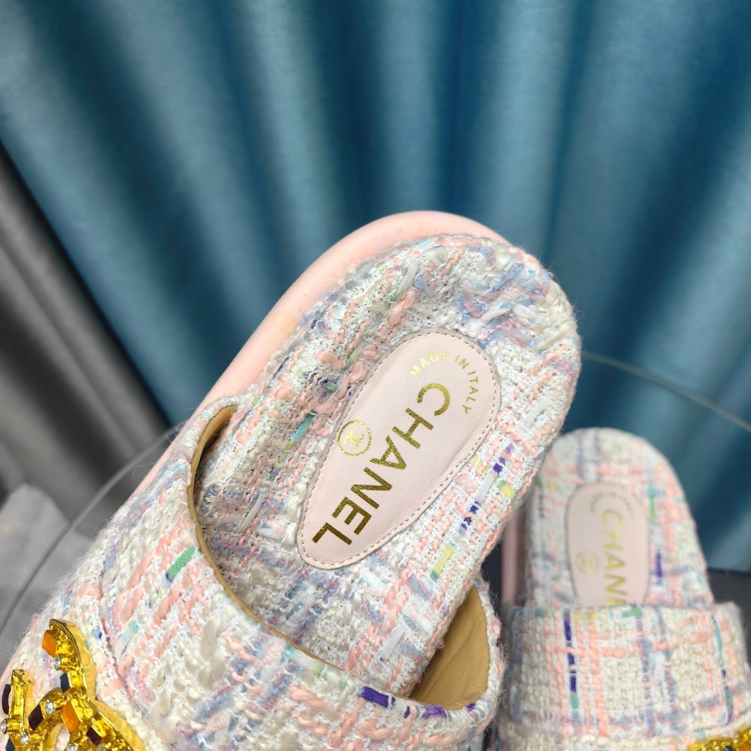 CHANEL PLATFORM HEELS SANDALS IN LIGHT PINK TWEED