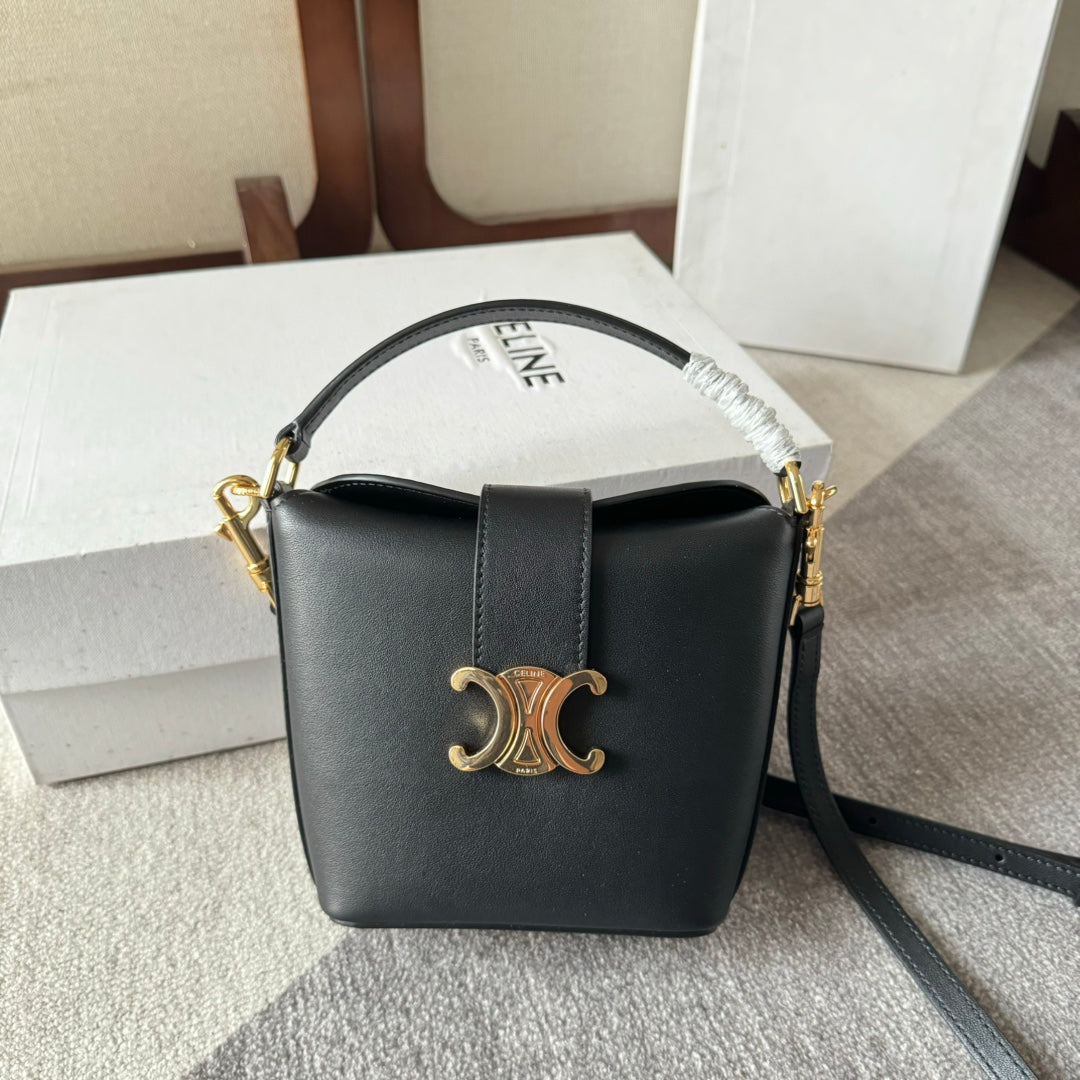 CELINE BUCKET MINI 13.5 TRIOMPHE BLACK IN SMOOTH CALFSKIN