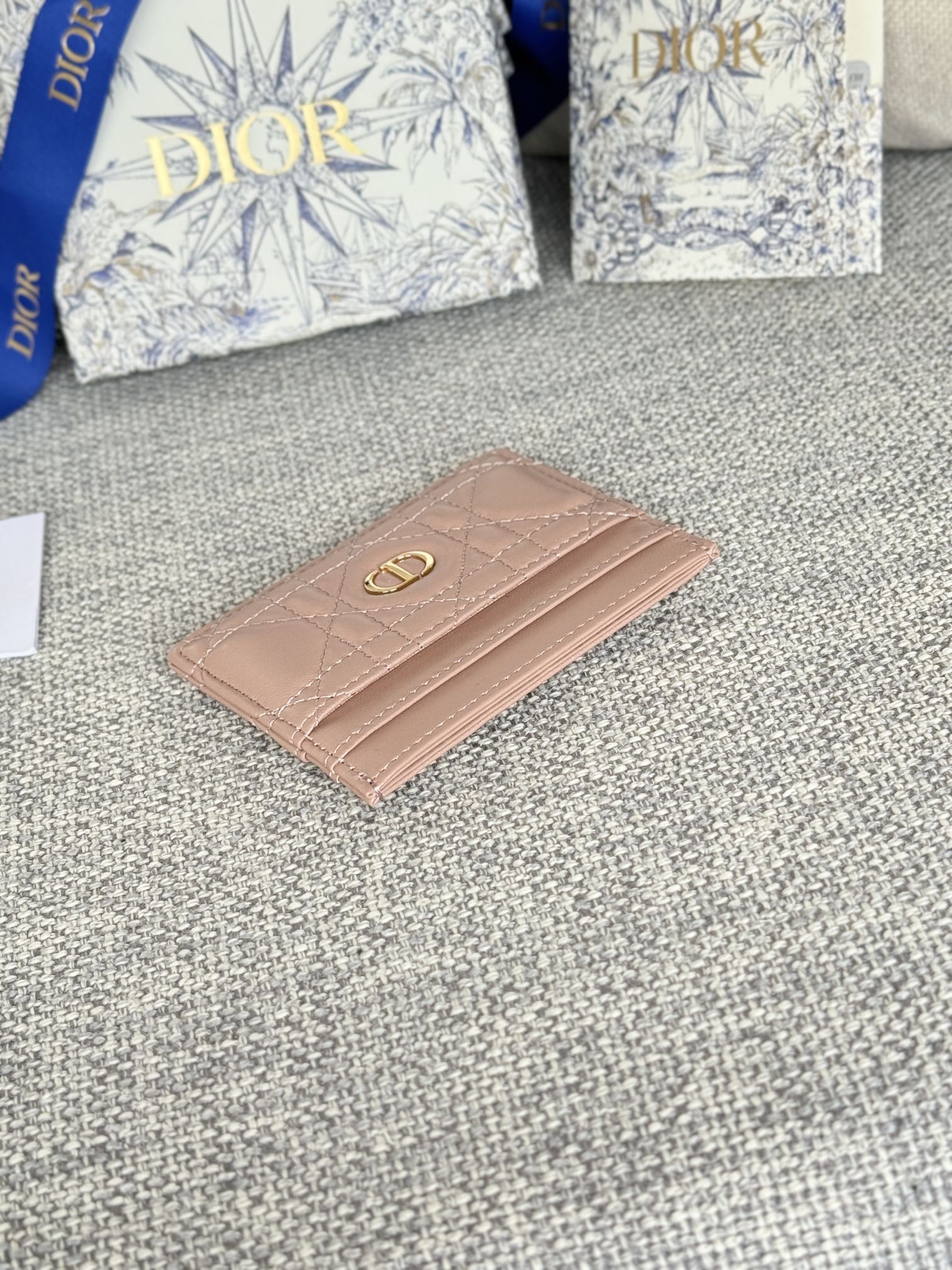 DIOR CARO FREESIA CARD HOLDER 10 IN BABY PINK CANNAGE CALFSKIN