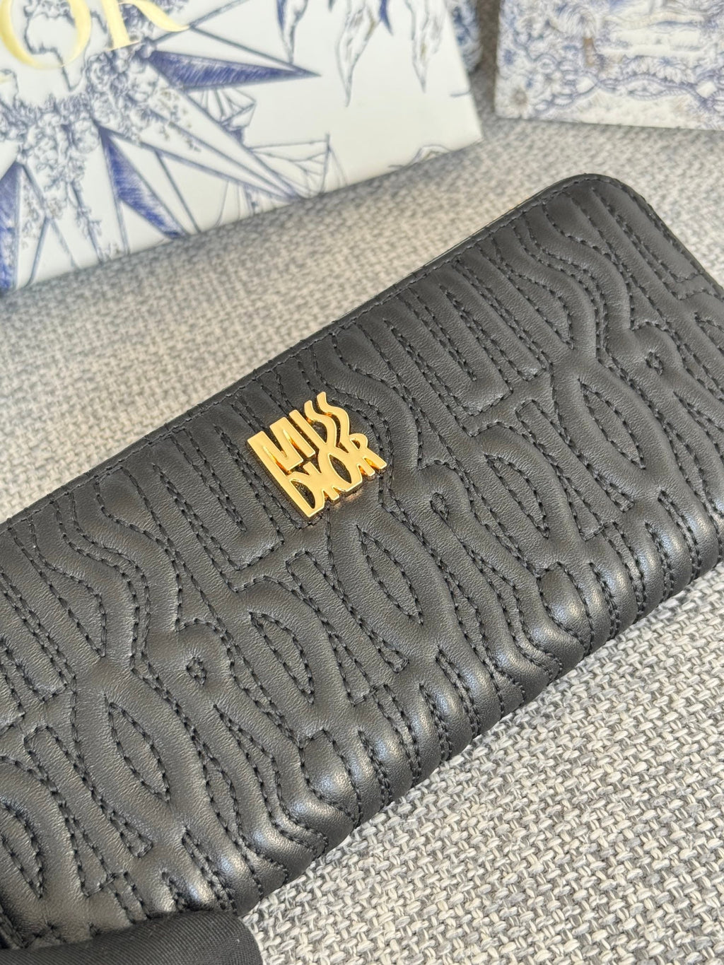 DIOR VERTICAL LONG ZIP WALLET 20 IN BLACK QUILTED ALLOVER CALFSKIN