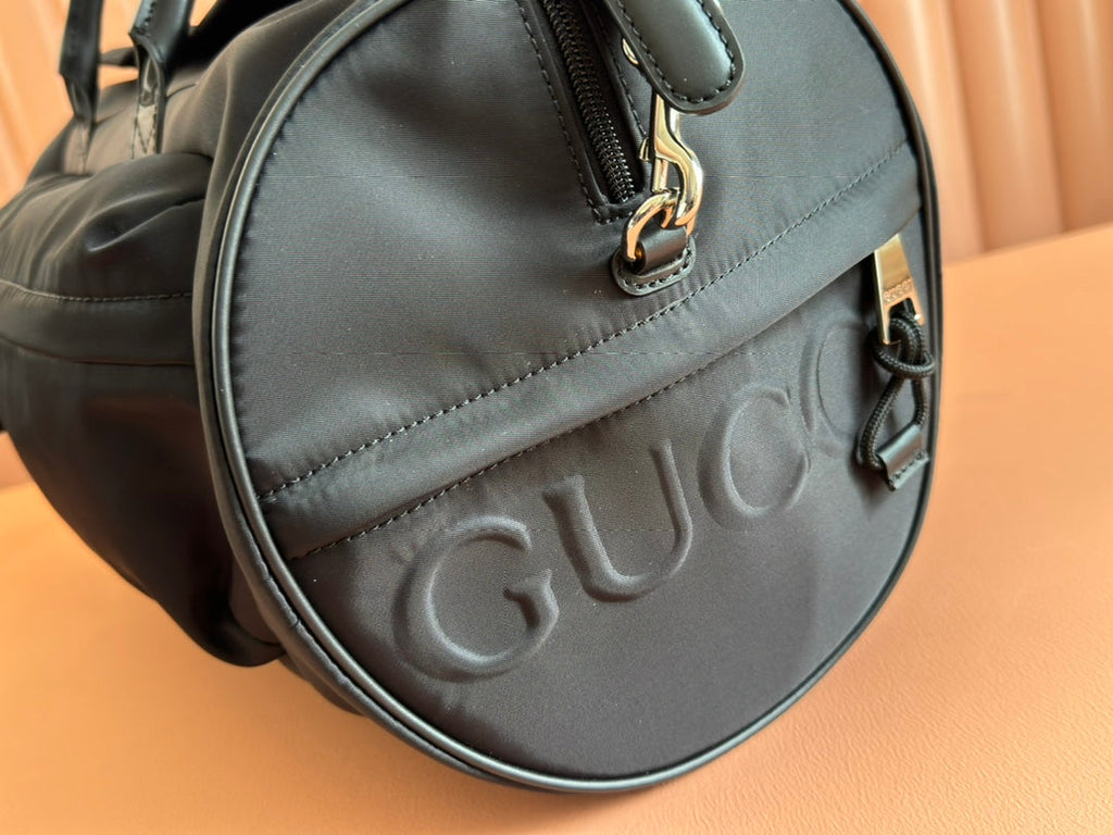 GUCCI SMALL DUFFLE BAG 42 IN BLACK CANVAS