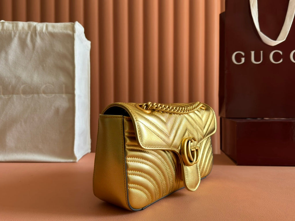 GUCCI MARMONT MEDIUM SHOUDER BAG 26 IN YELLOW GLOSSY CALFSKIN