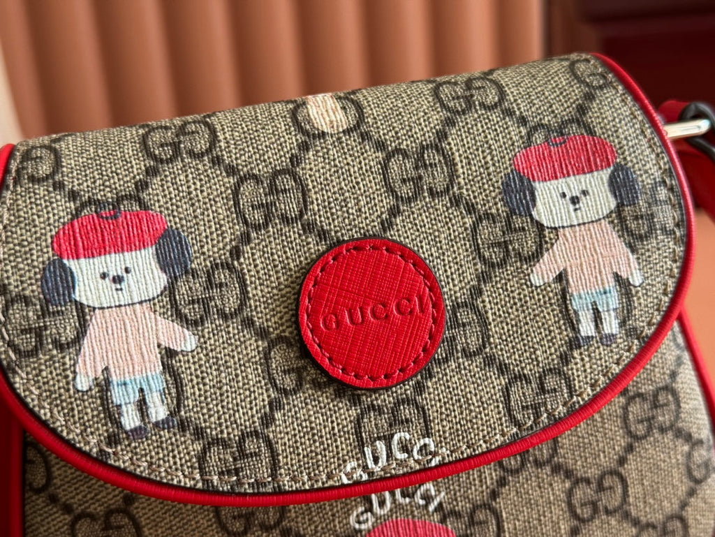 GUCCI CHILDREN'S PRINTED  SHOULDER BAG IN BEIGE AND DARK BROWN  CANVAS RED TRIM