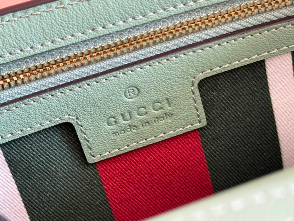 GUCCI EMBLEM WALLET  MONOGRAM 20 IN SAGE GREEN SMOOTH CALFSKIN