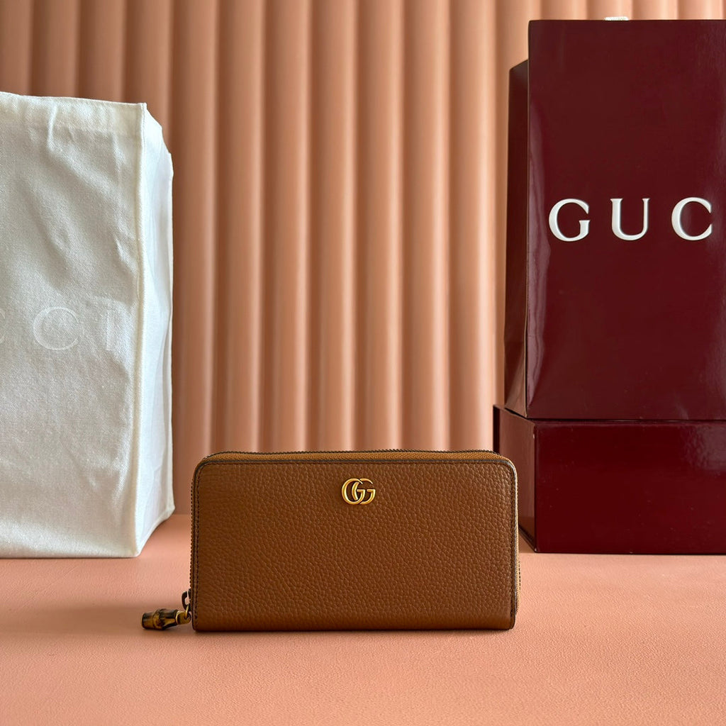 GUCCI 25S MARMONT WALLET 19 IN BROWN CALFSKIN GOLD HARDWARE