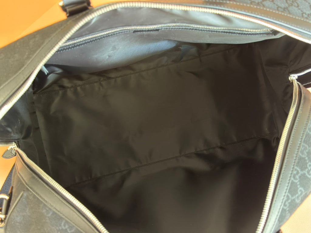 GUCCI 26S DUFFEL BAG 52 IN BLACK CANVAS