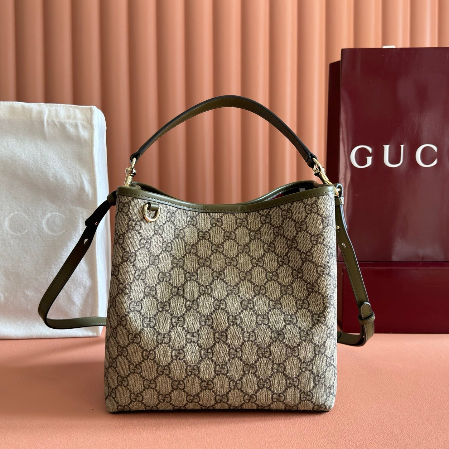 GUCCI 26S HAND BAG 25 IN DARK BEIGE AND MOSS GREEN CANVAS