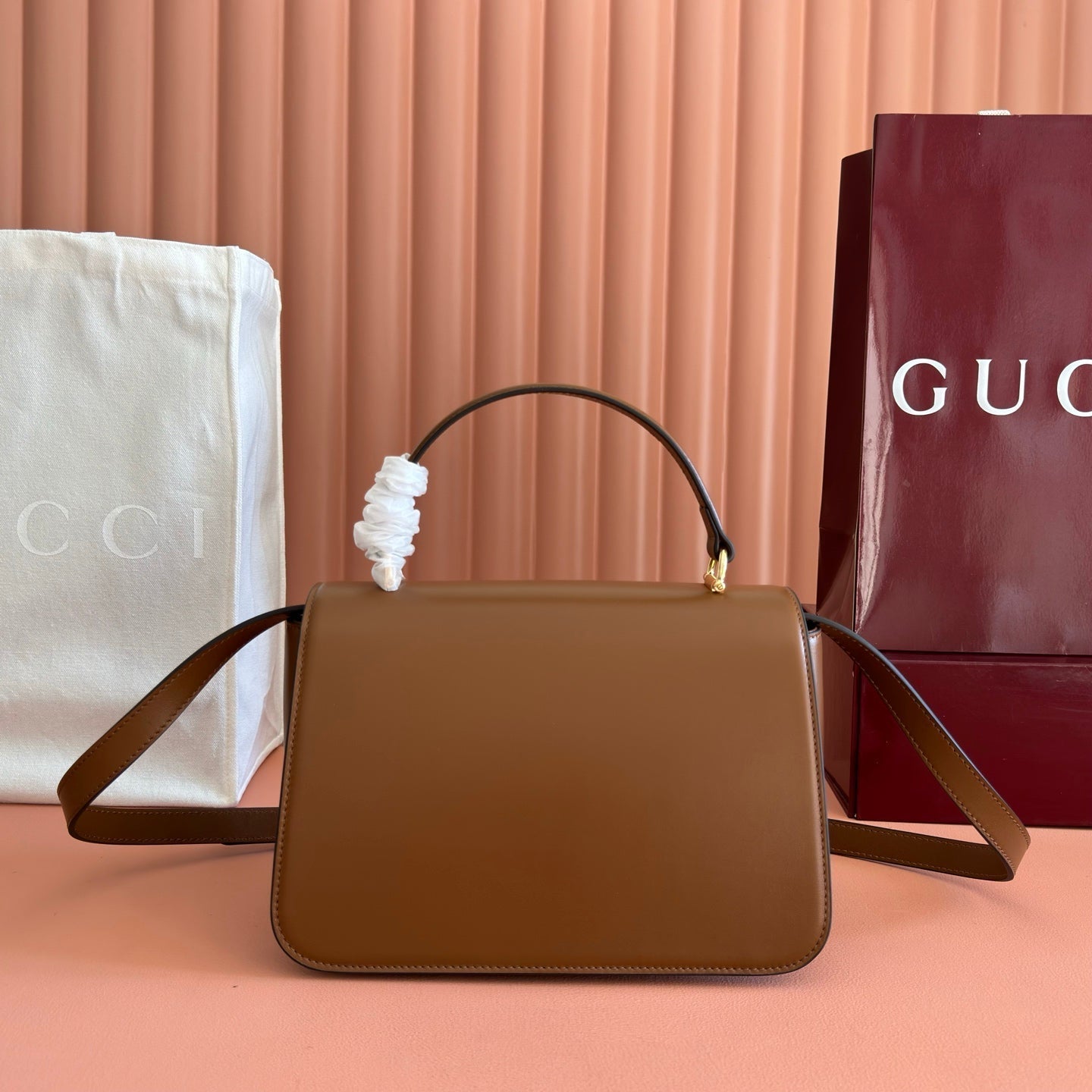 GUCCI 26S SIENA TOP HANDLE BAG 25 IN BROWN CALFSKIN