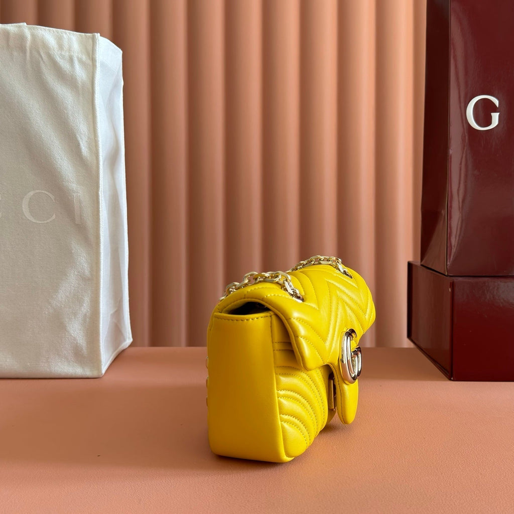 GUCCI 26S  MARMONT BAG 22 IN YELLOW LAMBSKIN