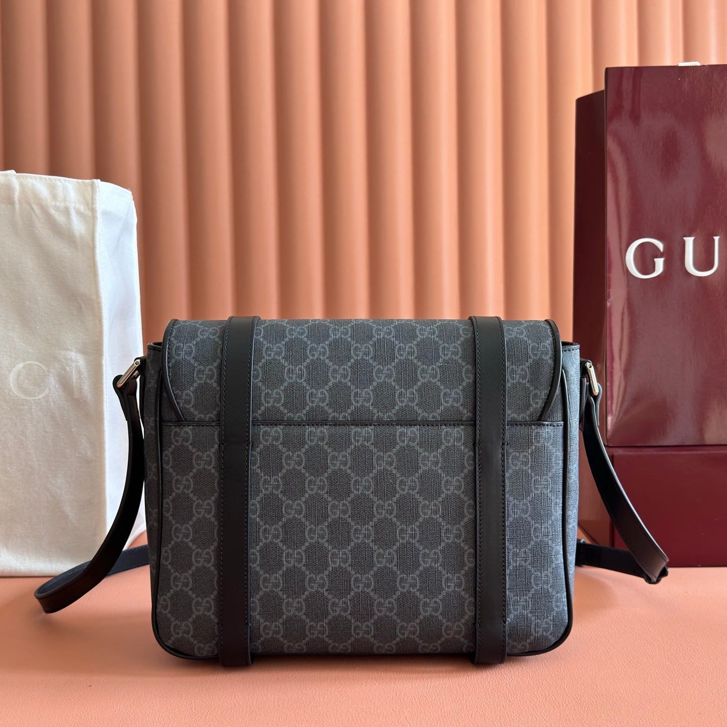 GUCCI 26S MESSENGER CROSSBODY BAG 28 IN CHARCOAL GRAY CANVAS