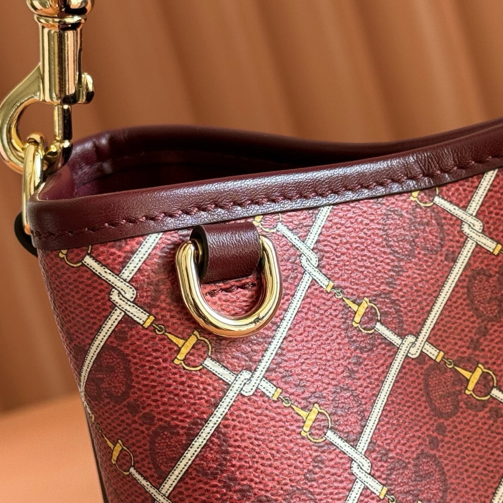 GUCCI 26S  EMBLEM BUCKET BAG 19 IN DARK RED COATED FABRIC