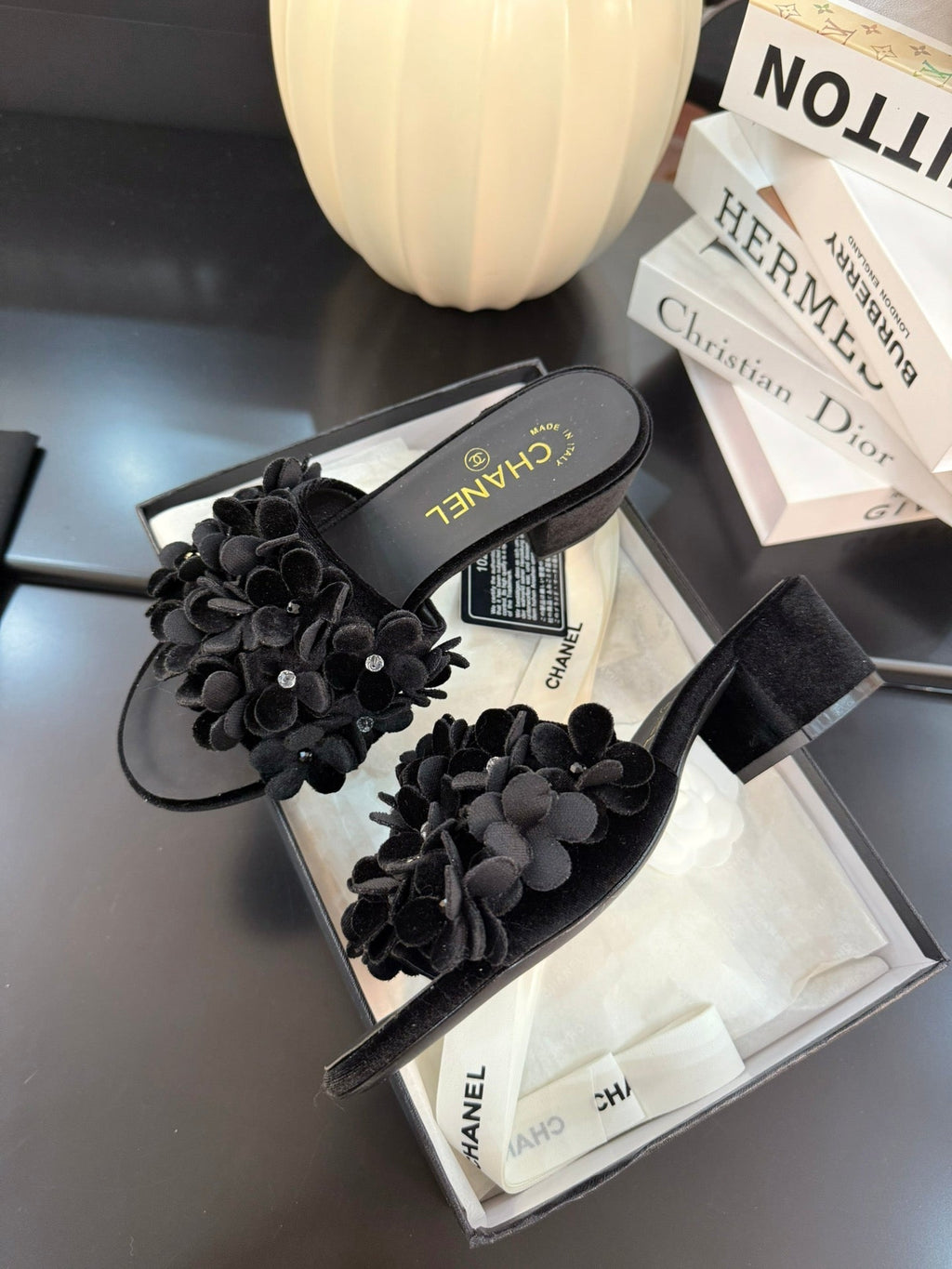 CHANEL MID HEEL 45 MM MULE IN BLACK VELVET