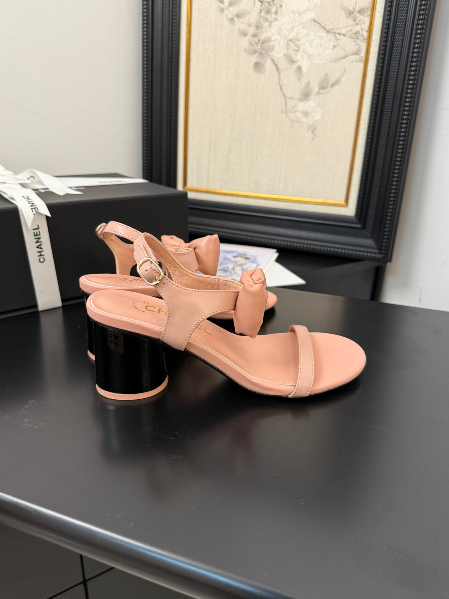 CHANEL MID HEEL SANDALS IN PEACHY PINK CALFSKIN WITH BOW