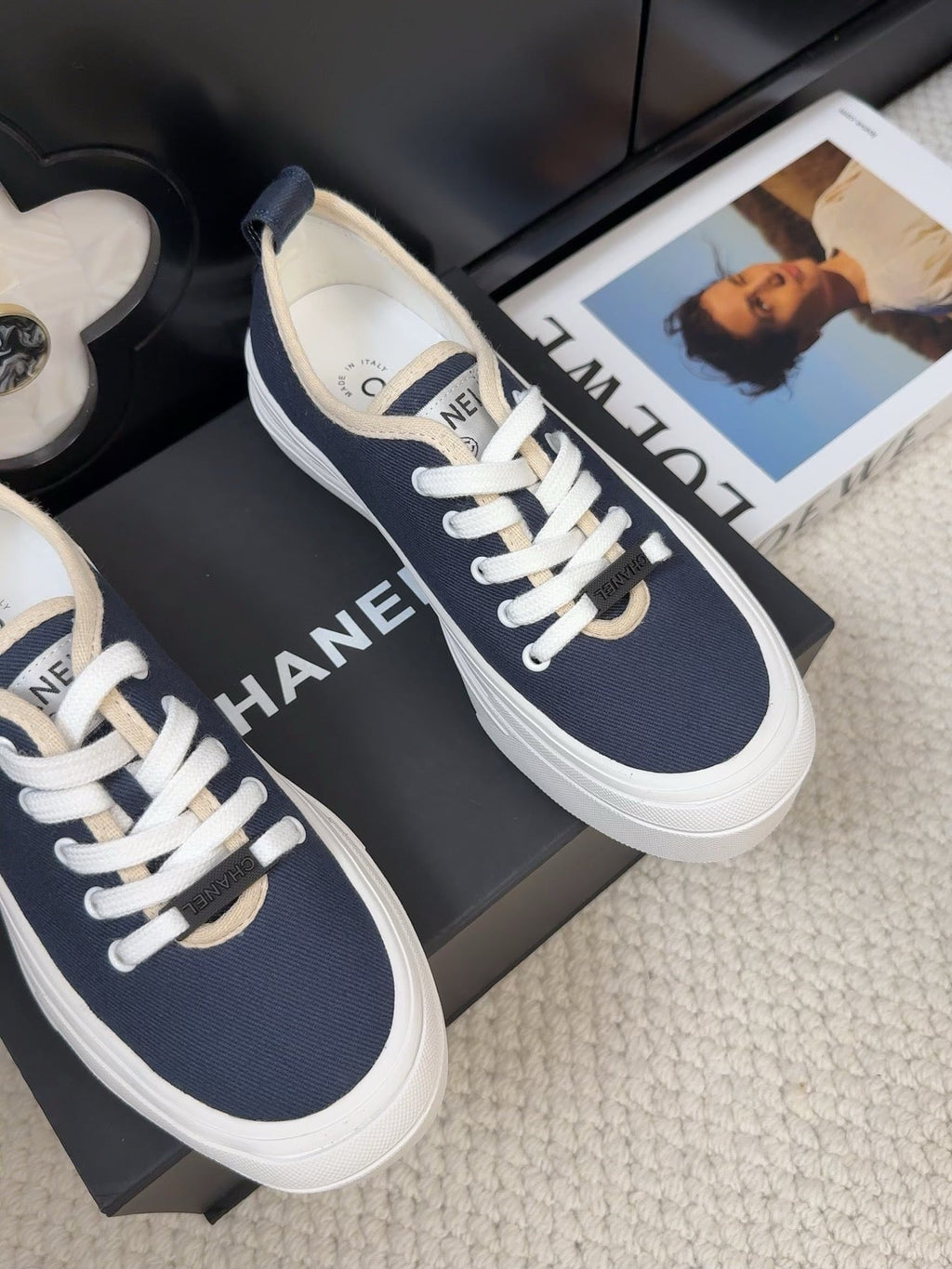 CHANEL TRAINERS SHOES IN NAVY BLUE FABRIC