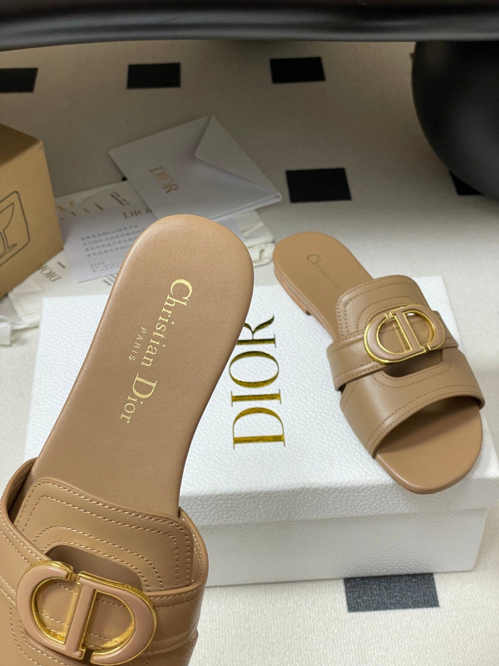 DIOR CLASSIC MONTAIGNE SANDALS 25S IN BROWN LAMBSKIN WITH CD LOGO
