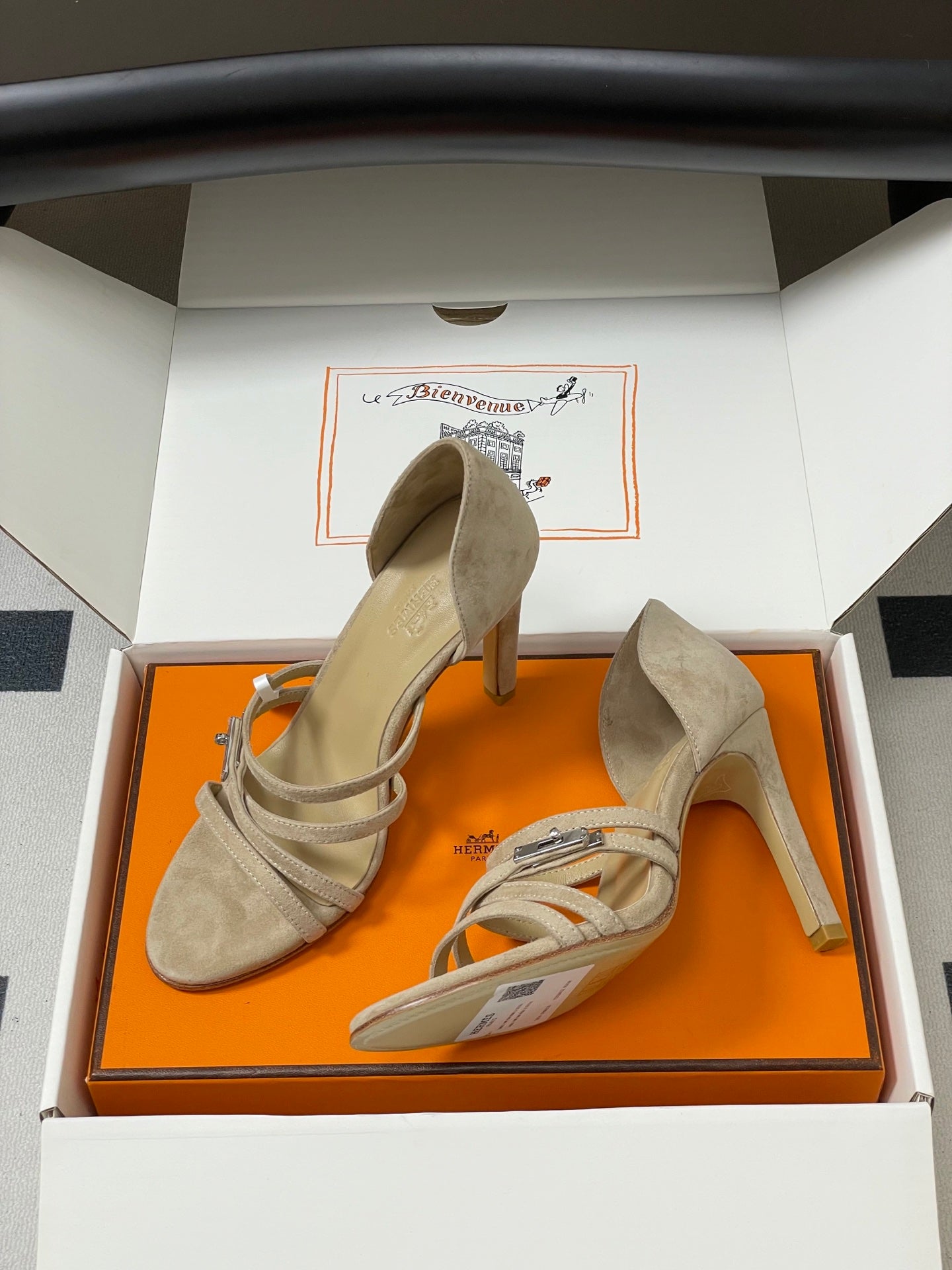 HERMES 25S HIGH-HEEL SANDAL 105 MM IN BEIGE SUEDE