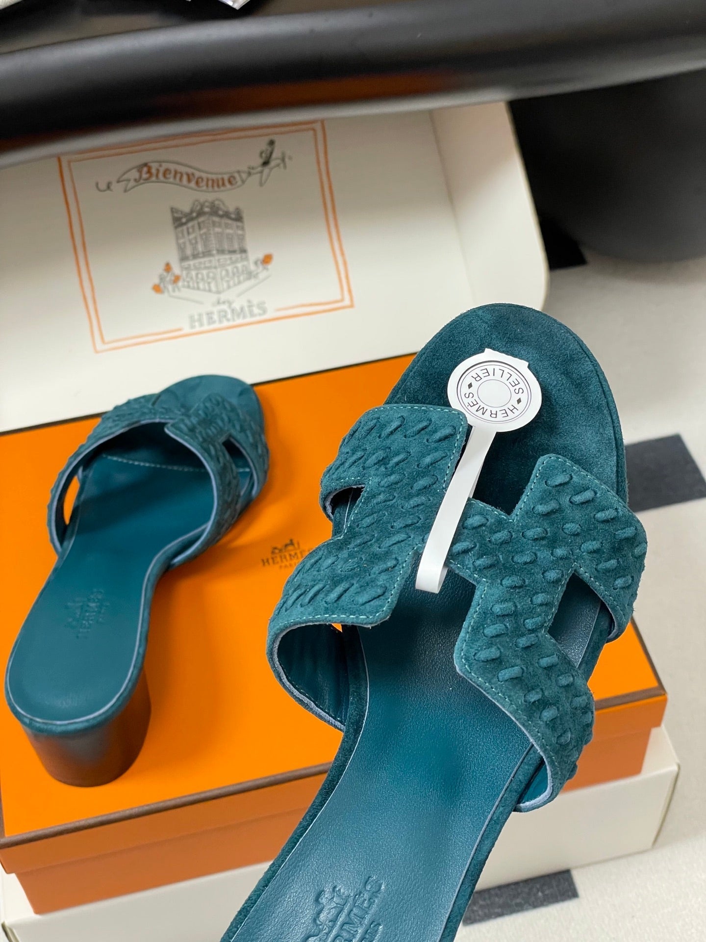 HERMES 25S ORAN HIGH‑HEEL SANDAL IN DARK BLUE SUEDE AND LAMBSKIN