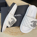 CHANEL New Style Diamond Buckle Double C Thick Bottom Slippers White Sheepskin