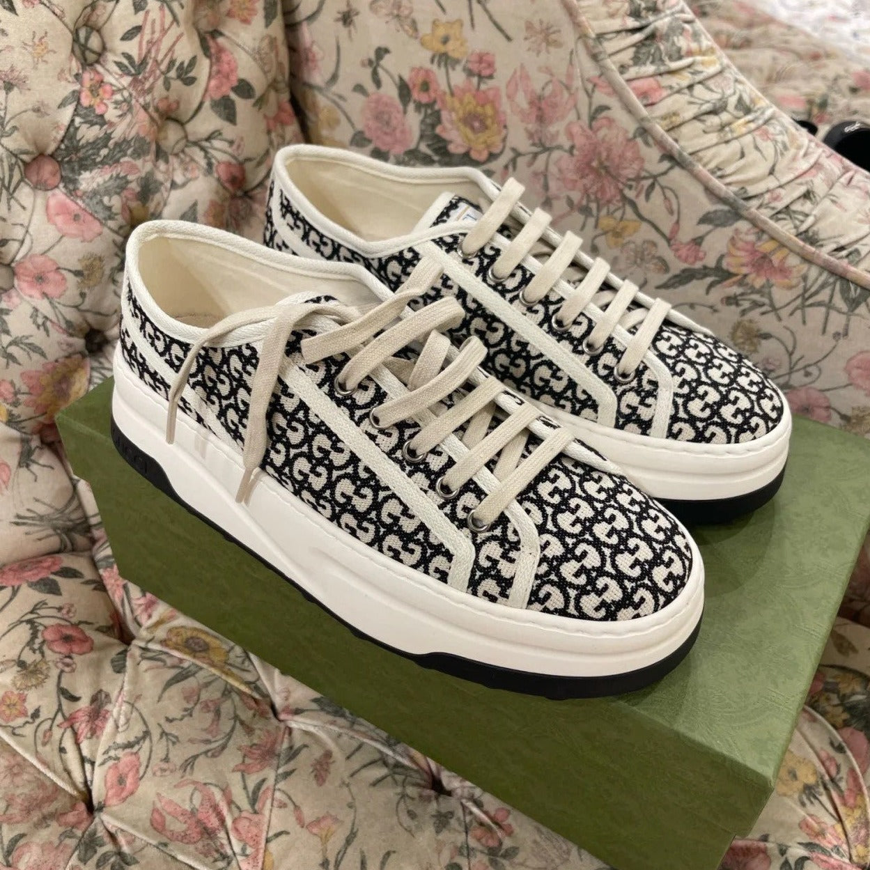 GUCCI Sneaker Tennis 1977 Trainer Black Caro