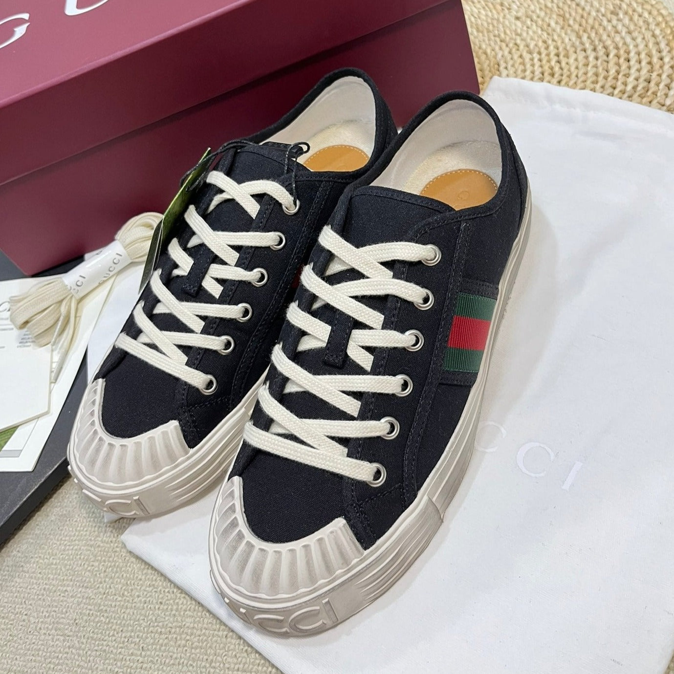 GUCCI Sneaker Julio Canvas  Sneakers Black