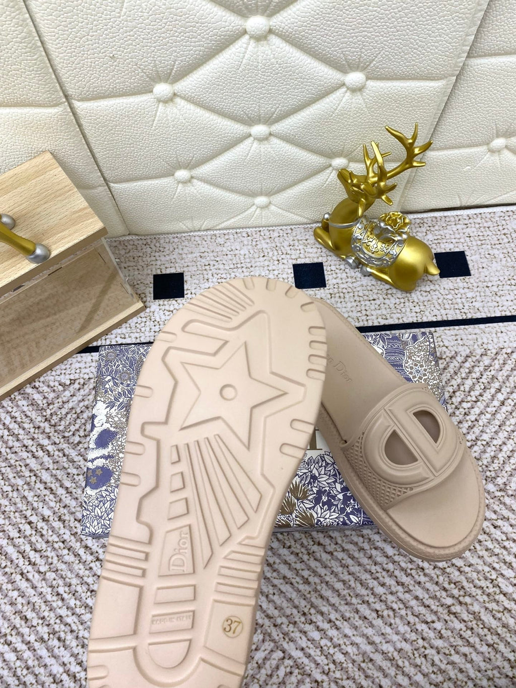 DIOR FLAT SLIDES 25S IN BEIGE TPU