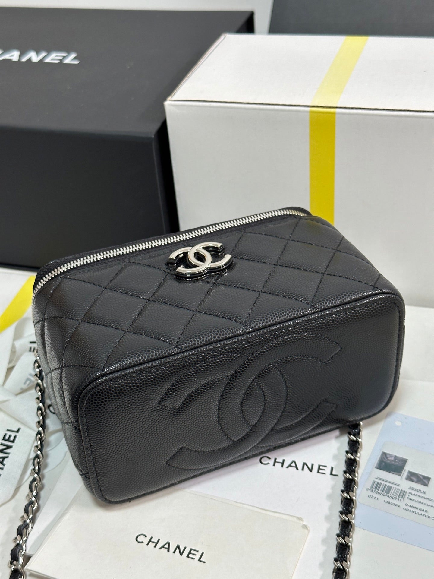 CHANEL MINI VANITY TOP HANDLE CASE 17 IN BLACK CAVIAR SKIN SILVER-TONE PLATED METAL