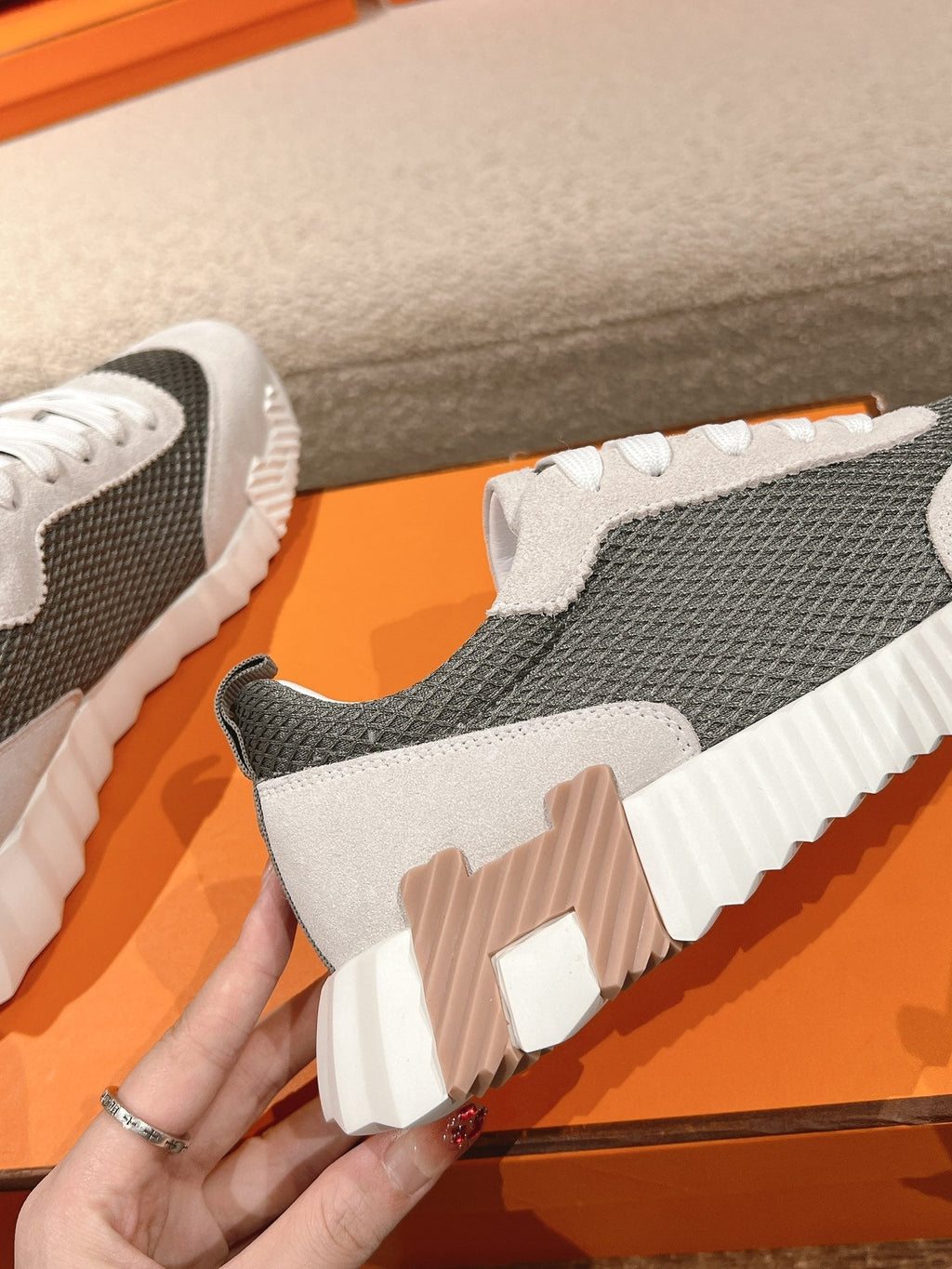 HERMES MAINLAND SNEAKER IN PALE GRAY SUEDE AND SMOKE GRAY BREATHABLE MESH FABRIC