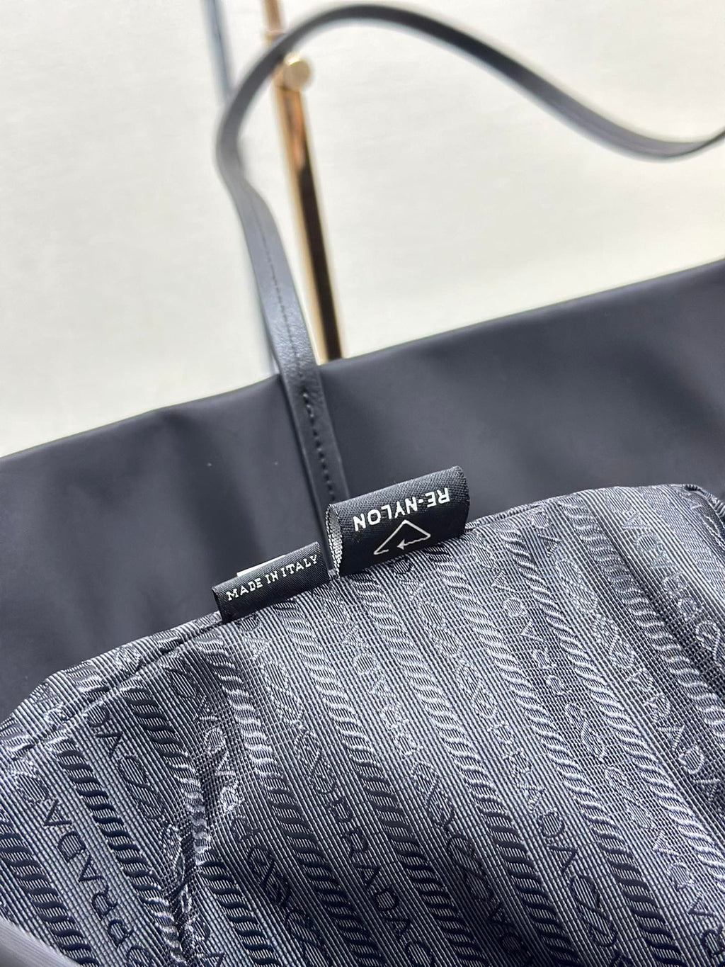 PRADA MEDIUM SHOPPING BAG 40 IN BLACK RE-NYLON FABRIC