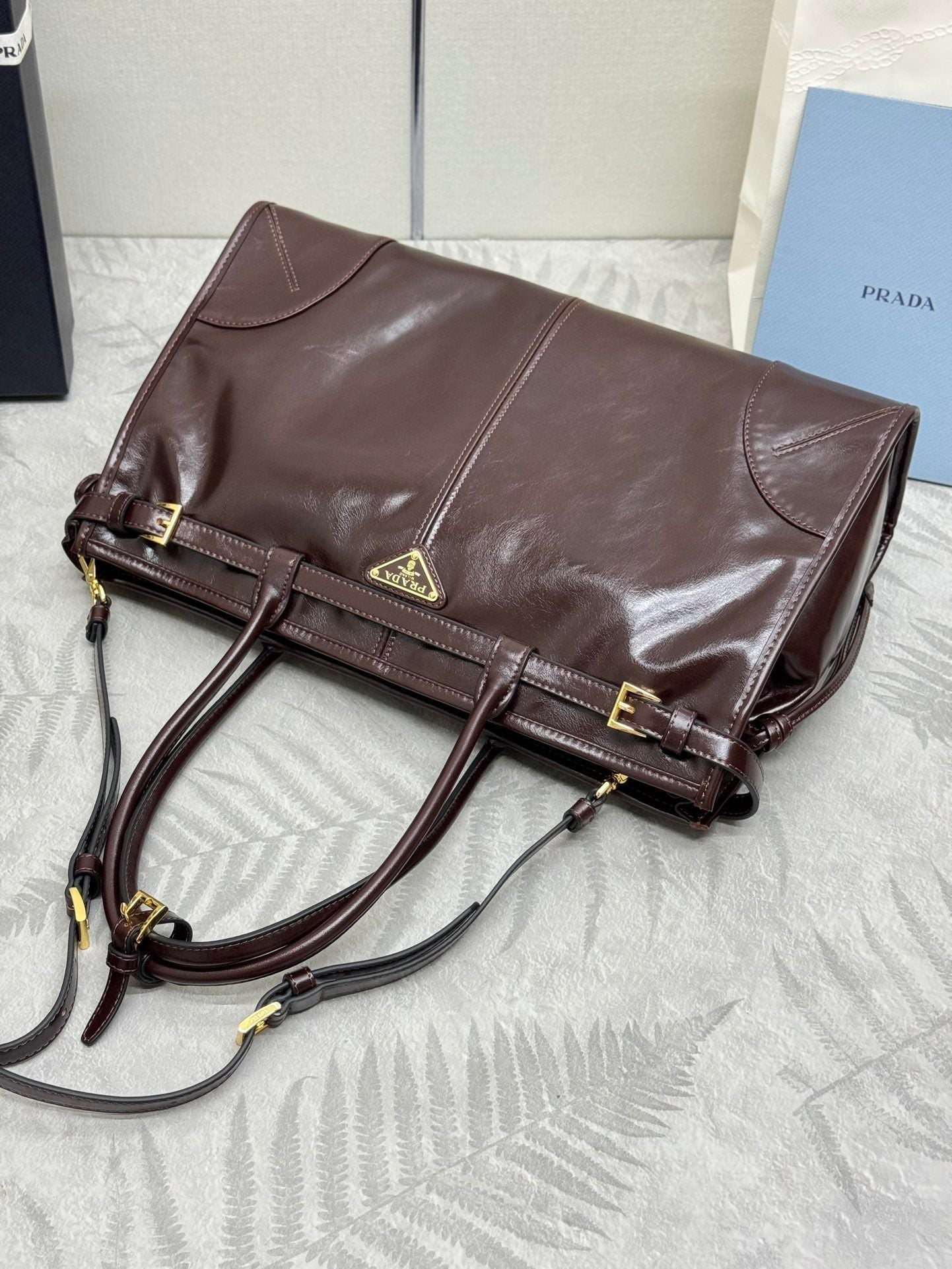 PRADA 25S BONNIE LARGE HANDBAG 38 IN RK BROWN GLOSSY CALFSKIN GOLD HARDWARE