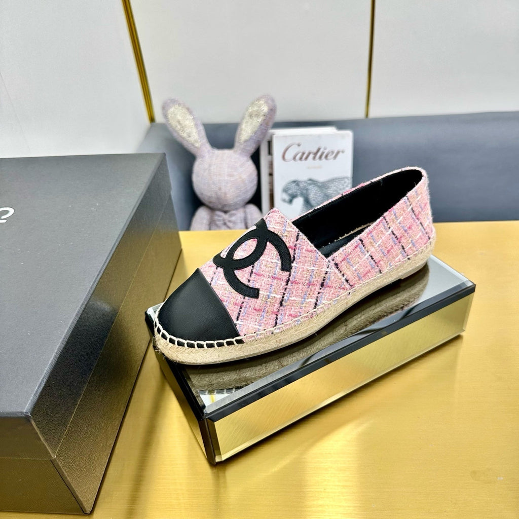 CHANEL ESPADRILLES PLATFORM 25S IN PINK TWEED MIX BLACK CALFSKIN WITH LINED PATTERN