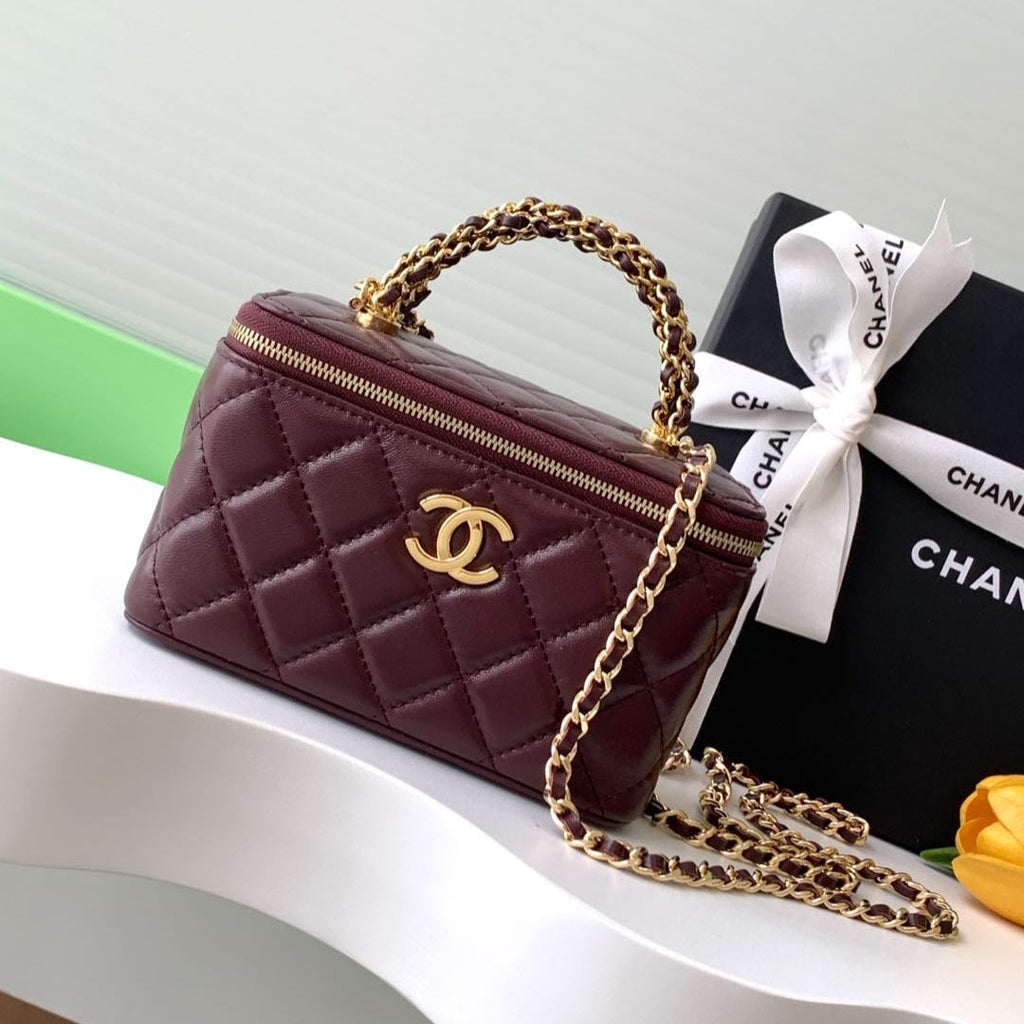 CHANEL SMALL VANITY CASE WITH HANDLE 17 IN WINE RED LAMBSKIN GOLD HARDWARE