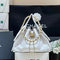 CHANEL 25 HANDBAG IN WHITE 30 GRAINED CALFSKIN GOLD HARDWARE