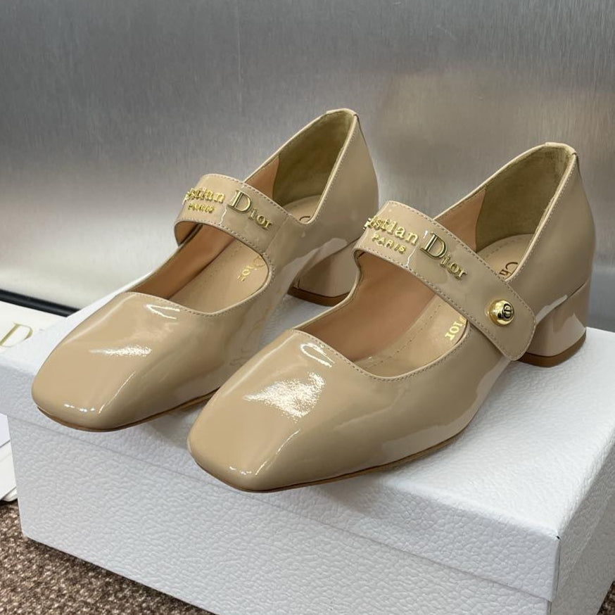 DIOR MEDIUM 35 MM HEEL PUMP IN CAMEL BEIGE PATENT CALFSKIN