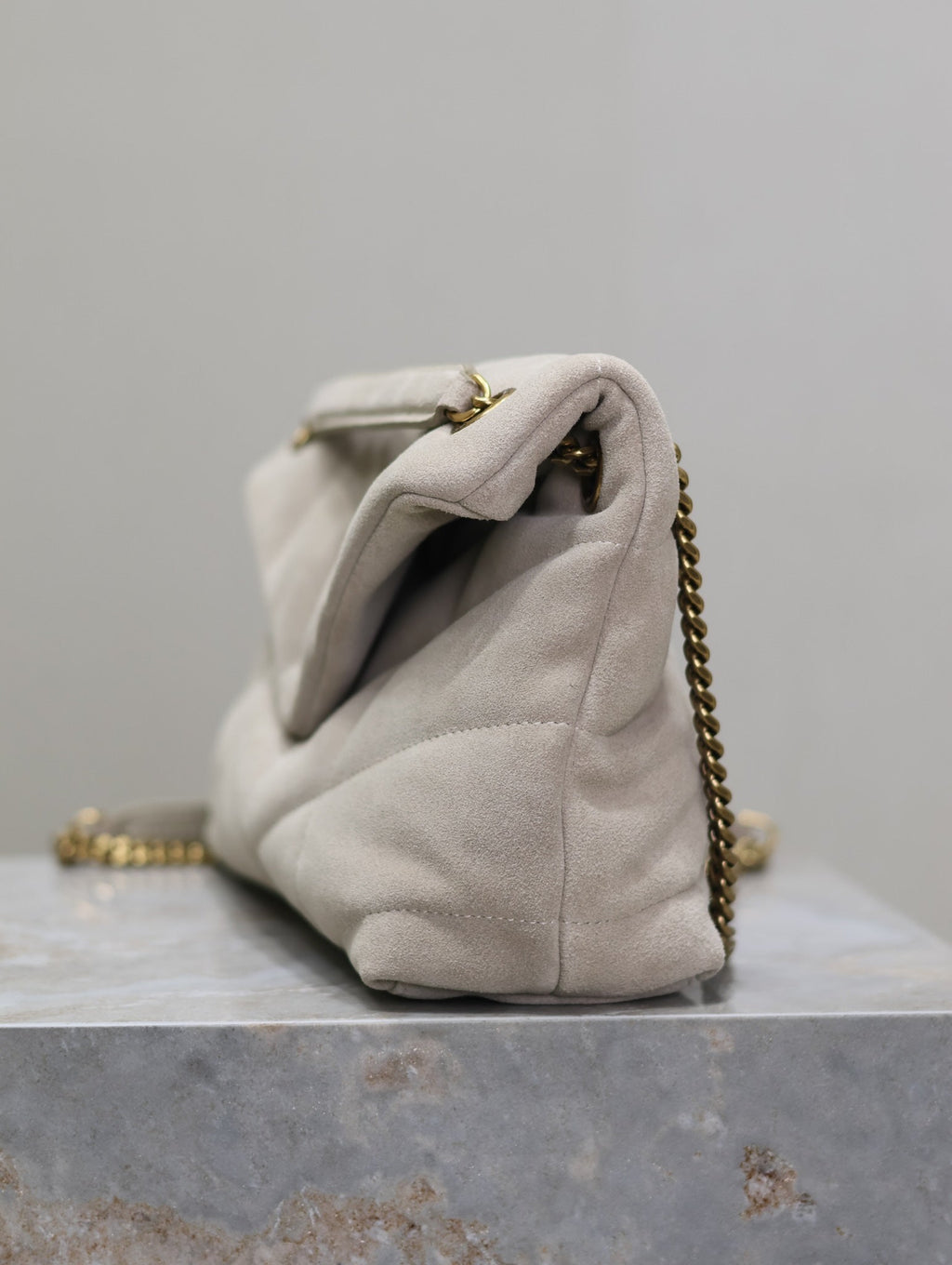 YSL 25S LOULOU PUFFER MM 29 IN SMOKEY TAUPE SUEDE GOLD HARDWARE