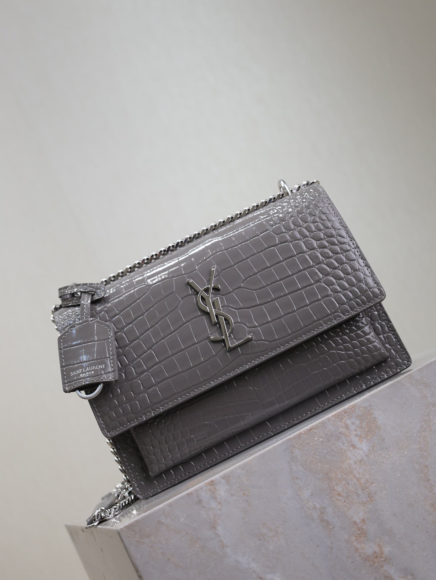 YSL 25S SUNSET MEDIUM 22 IN DARK GRAY CROCODILE-EMBOSSED SHINY CALFSKIN SILVER HARDWARE