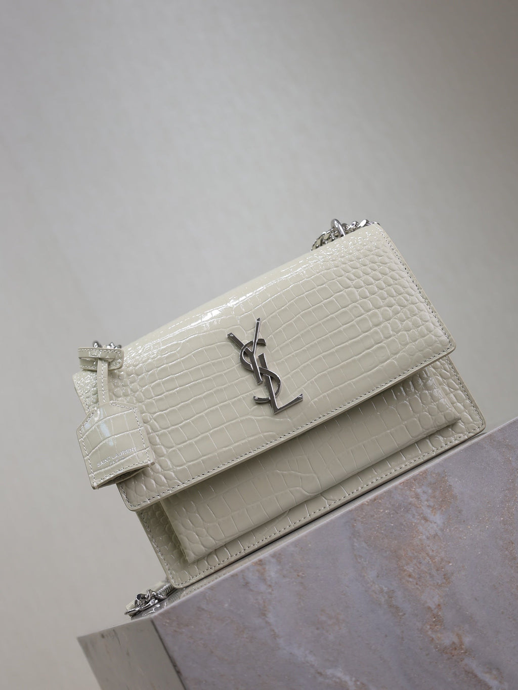 YSL 25S SUNSET MEDIUM 22 IN IVORY CROCODILE-EMBOSSED SHINY CALFSKIN SILVER HARDWARE