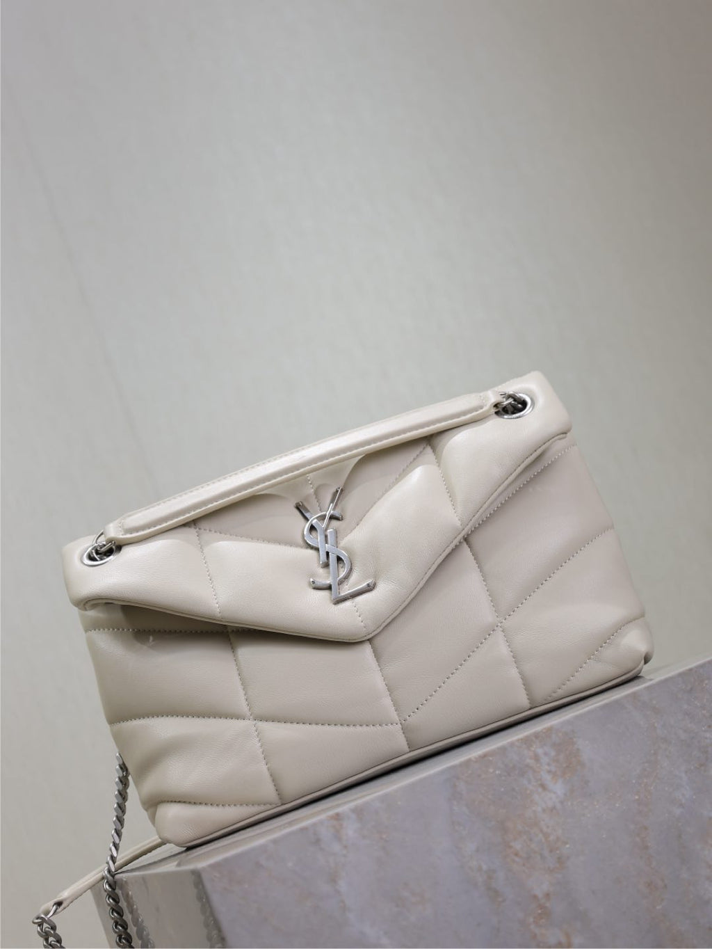 YSL 25S LOULOU PUFFER MM 29 IN SMOKEY TAUPE CALFSKIN SILVER HARDWRE