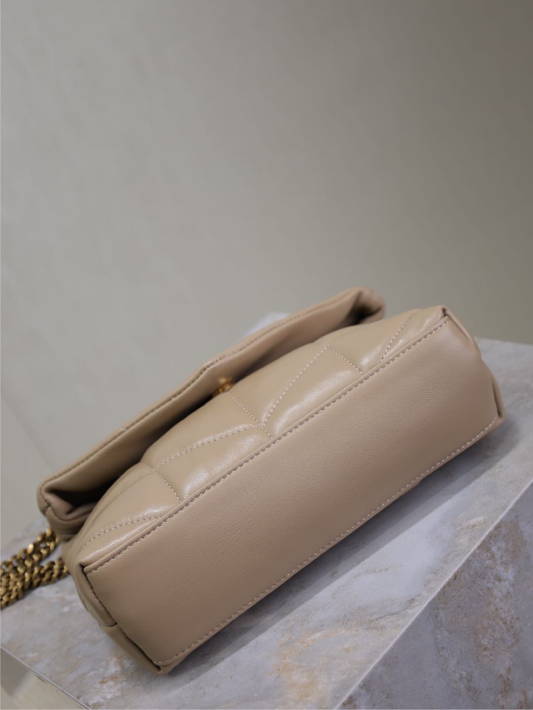 YSL 25S LOULOU PUFFER MINI 23 IN BROWN CALFSKIN GOLD HARDWRE